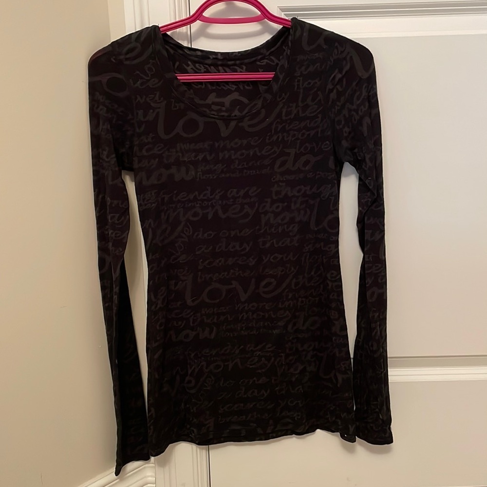 Lululemon top